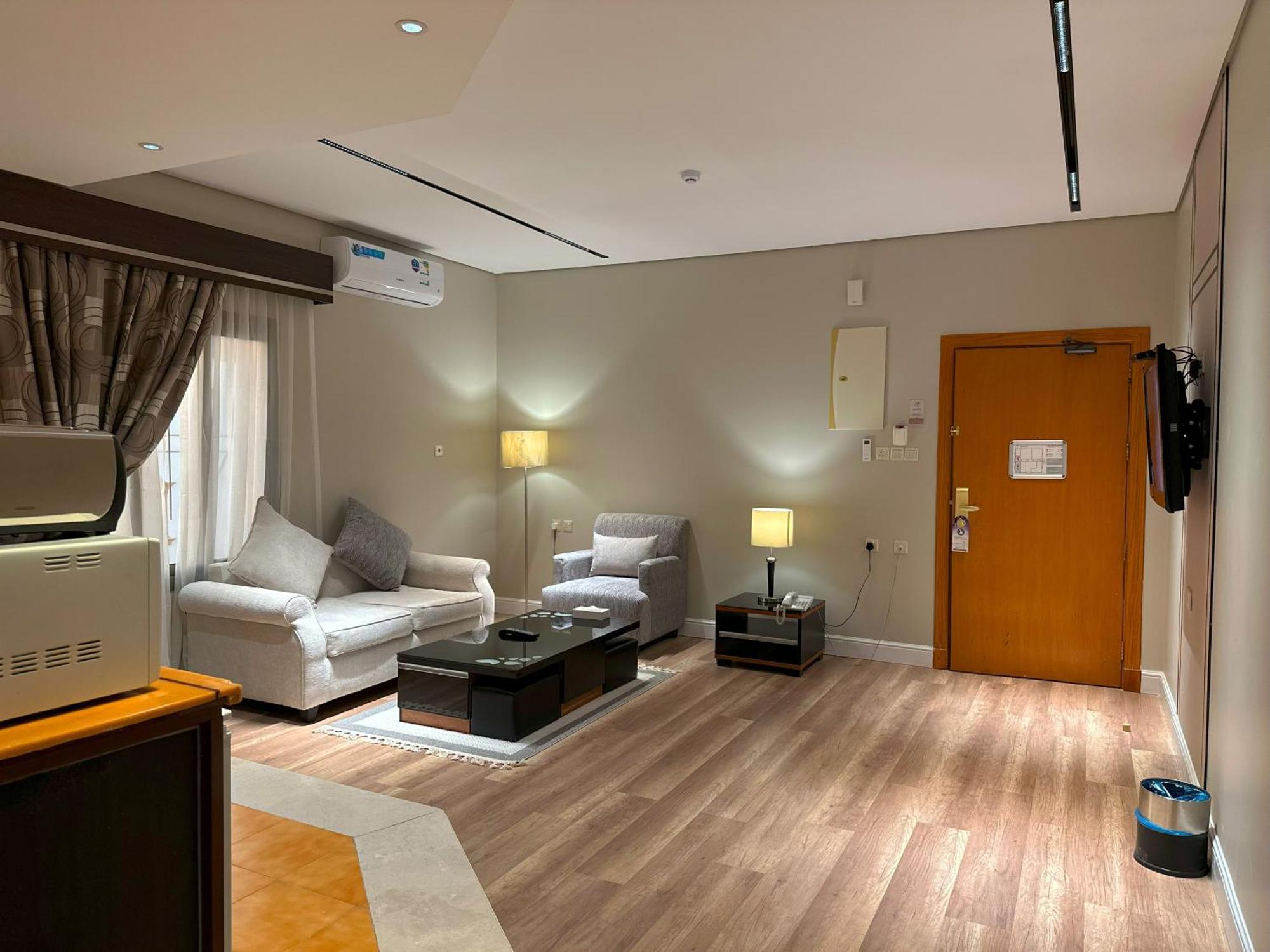 Nelover Hotel Hafar Hafar Al-Batin Exterior foto
